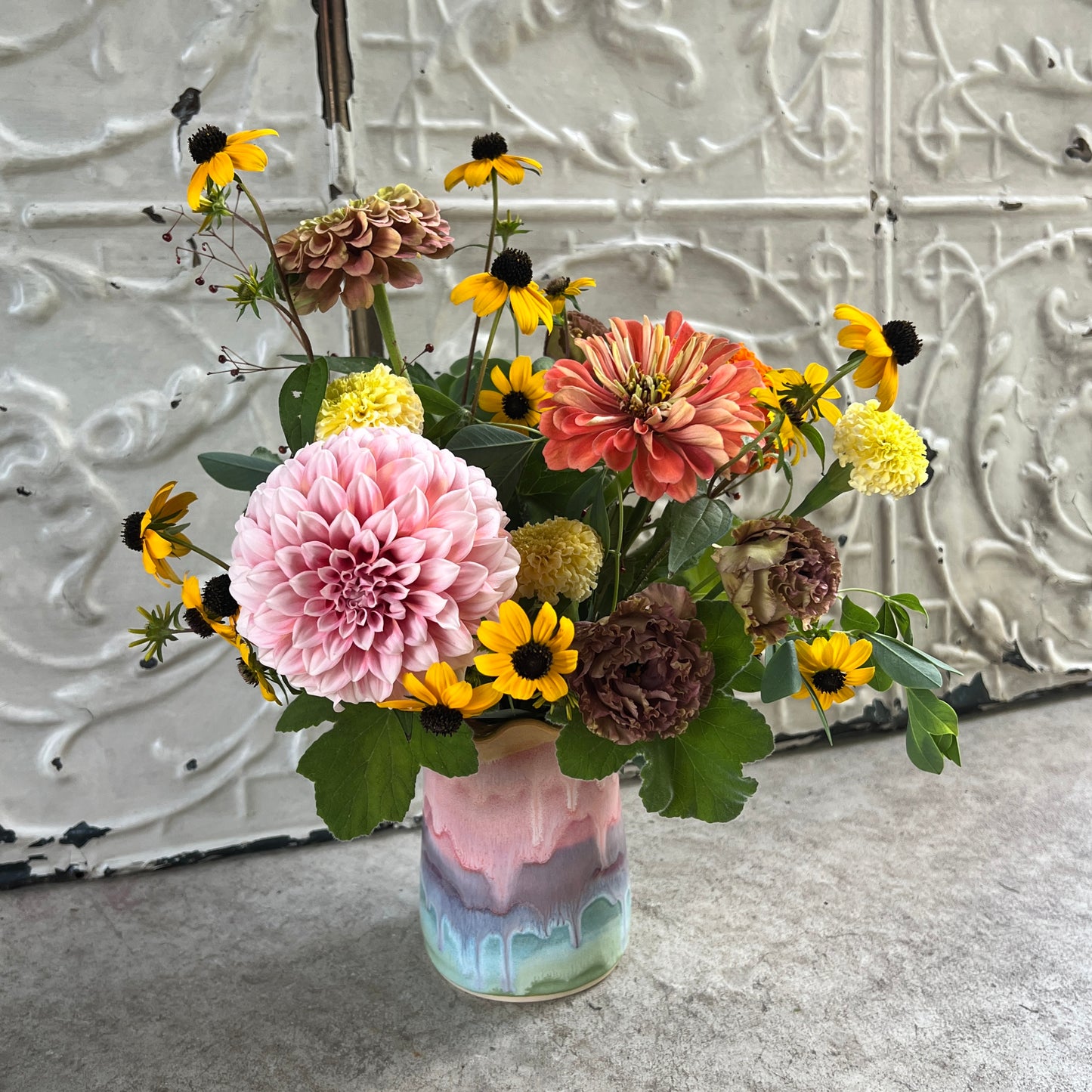 Ruffle Vase + Blooms du Jour