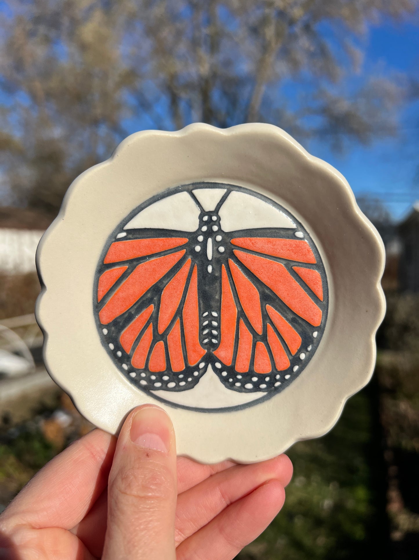 Small Monarch Dishes