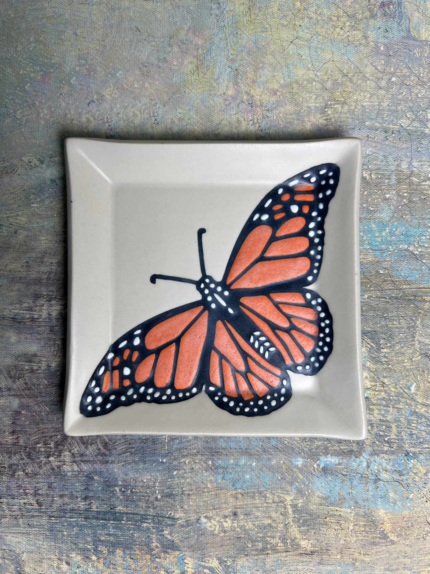 Small Pollinator Dishes